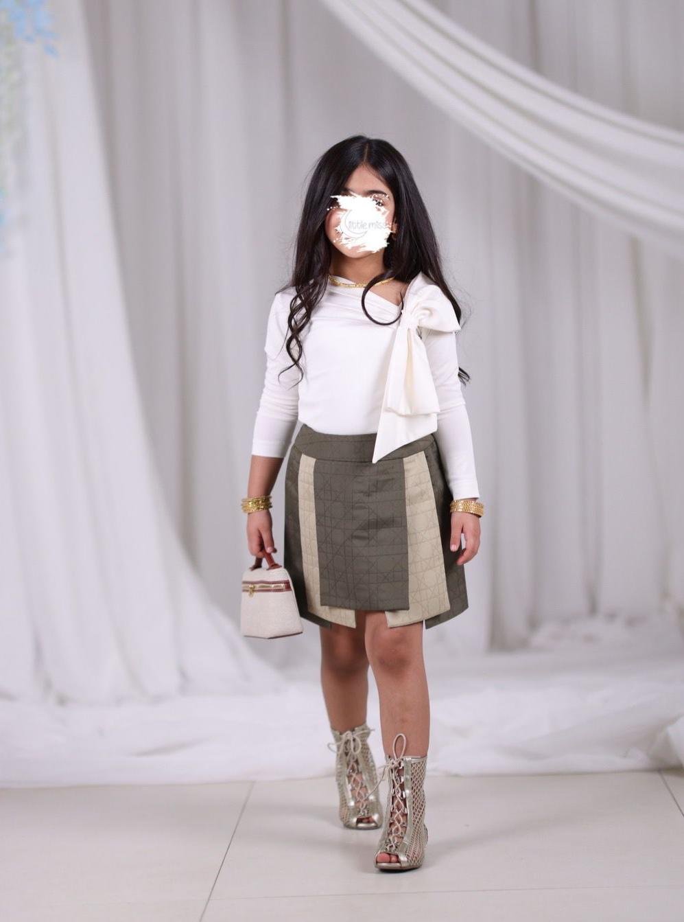 Stretch Top bow style توب ستريچ فقط