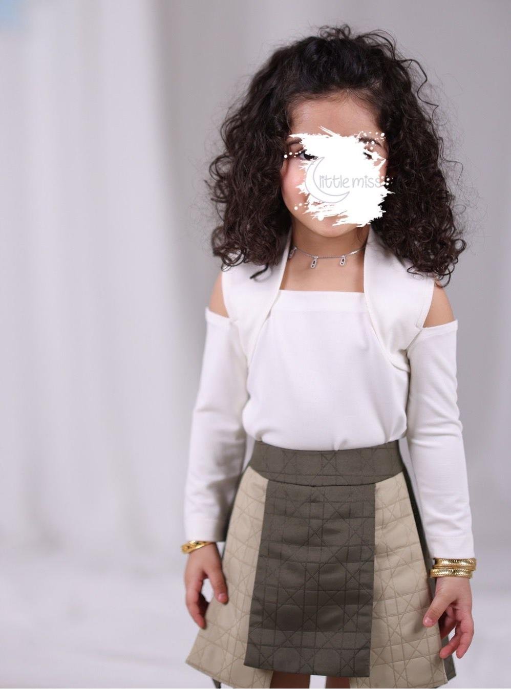 Stretch Top off-shoulder توب فقط