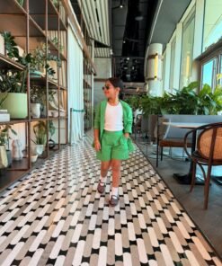 Alternative view of Light Green Set